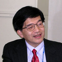 企画本部システム部システム課課長 藤森 比呂志氏