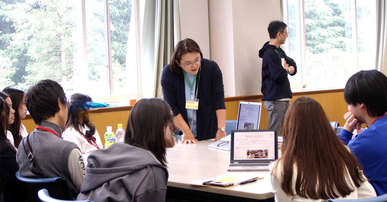 非営利団体との協働プロジェクトの様子
